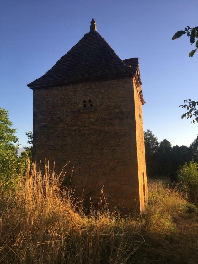 Location de vacances à Gourdon en Bouriane  Esterno foto
